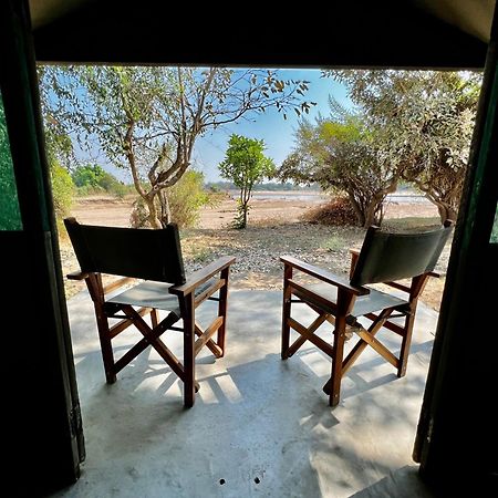 Msandile River Lodge Kakumbi Luaran gambar