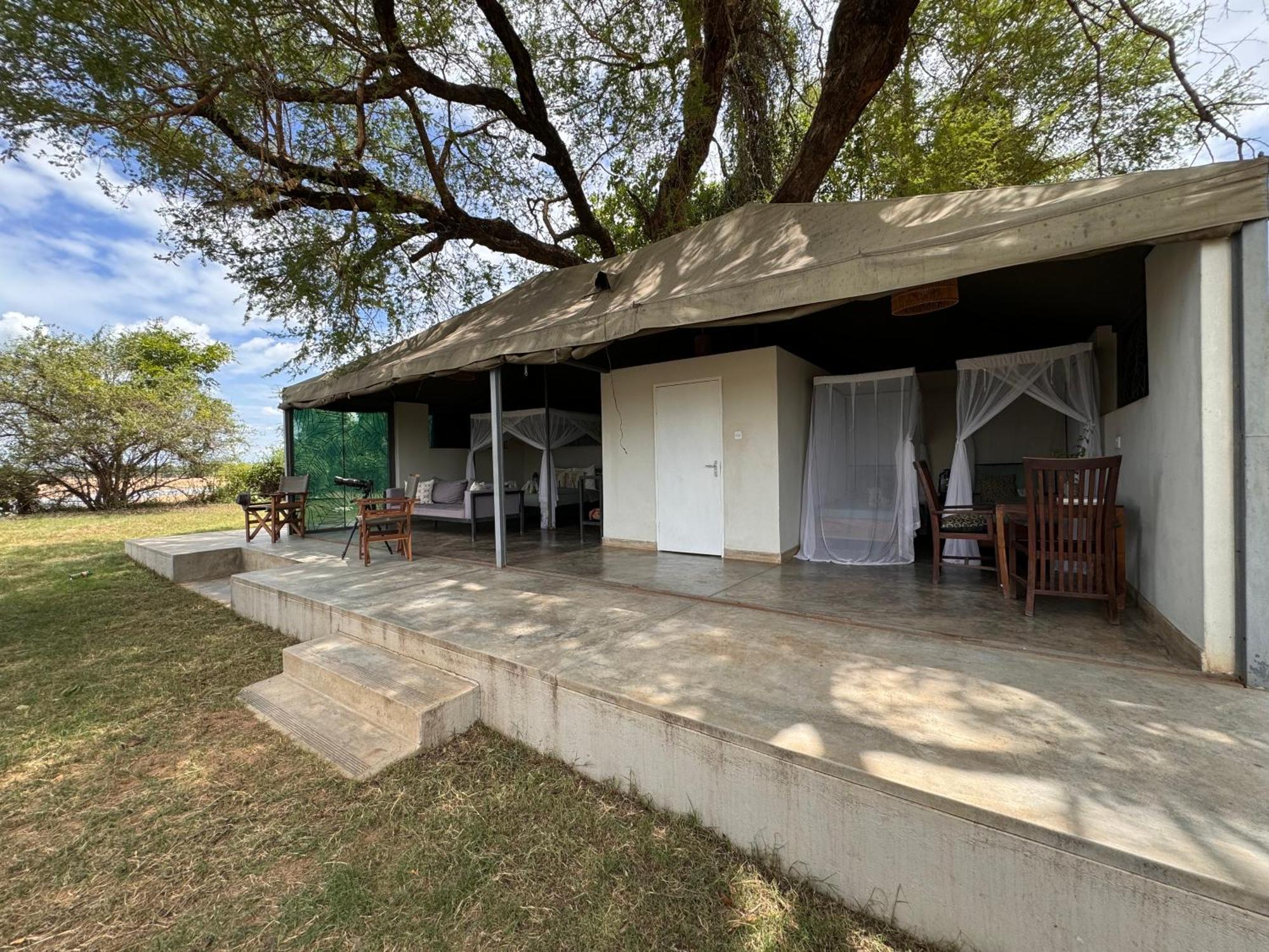 Msandile River Lodge Kakumbi Luaran gambar